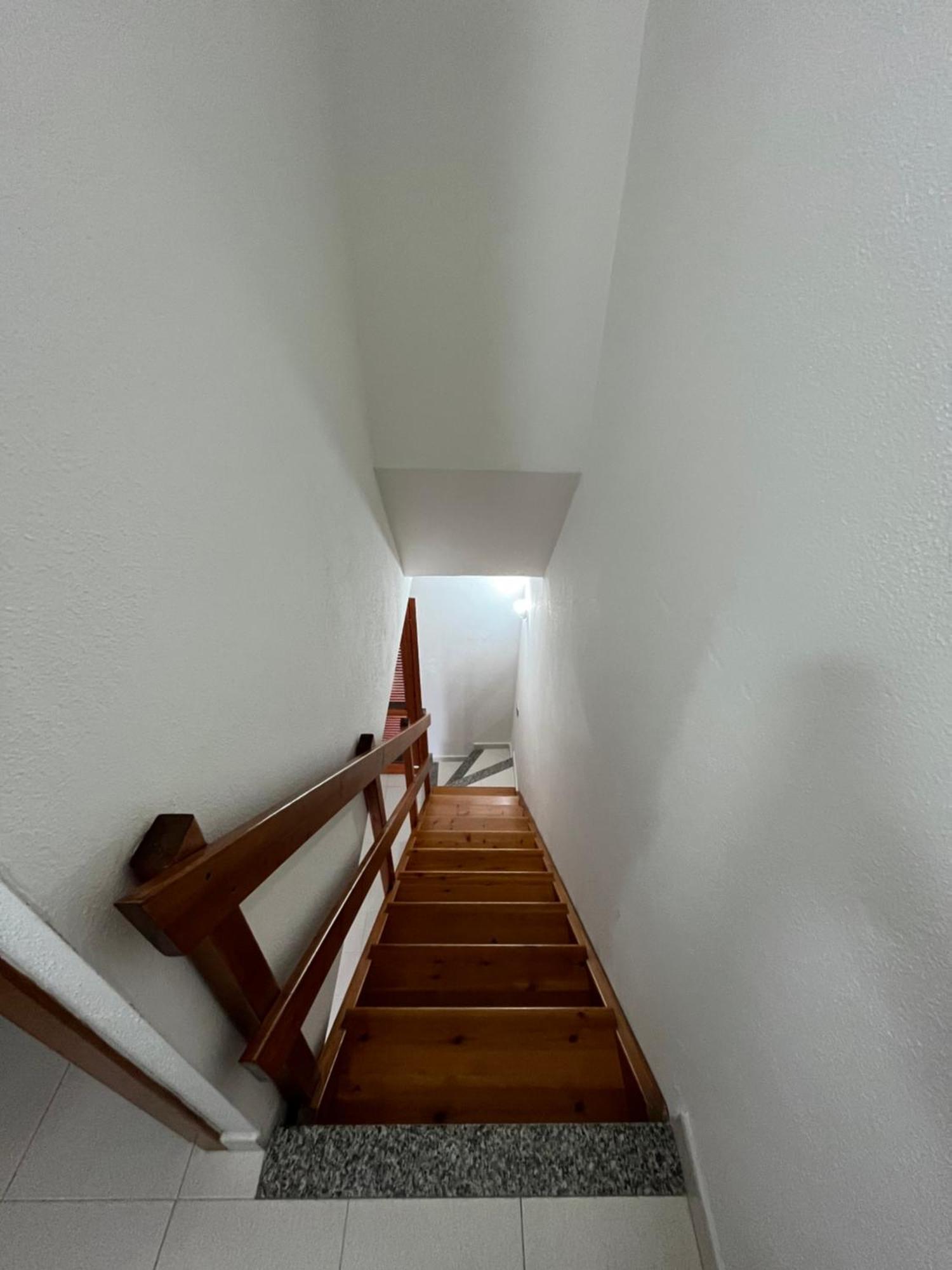 Casa Sviluppata Su Due Piani Con Doppia Veranda E Parcheggio Privato San Teodoro  Bagian luar foto